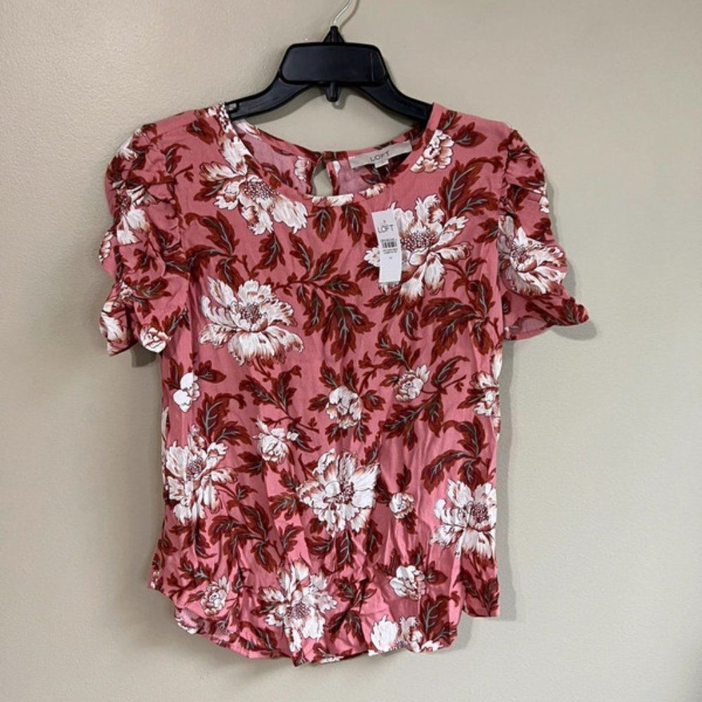 ‎NWT Loft medium pink top
